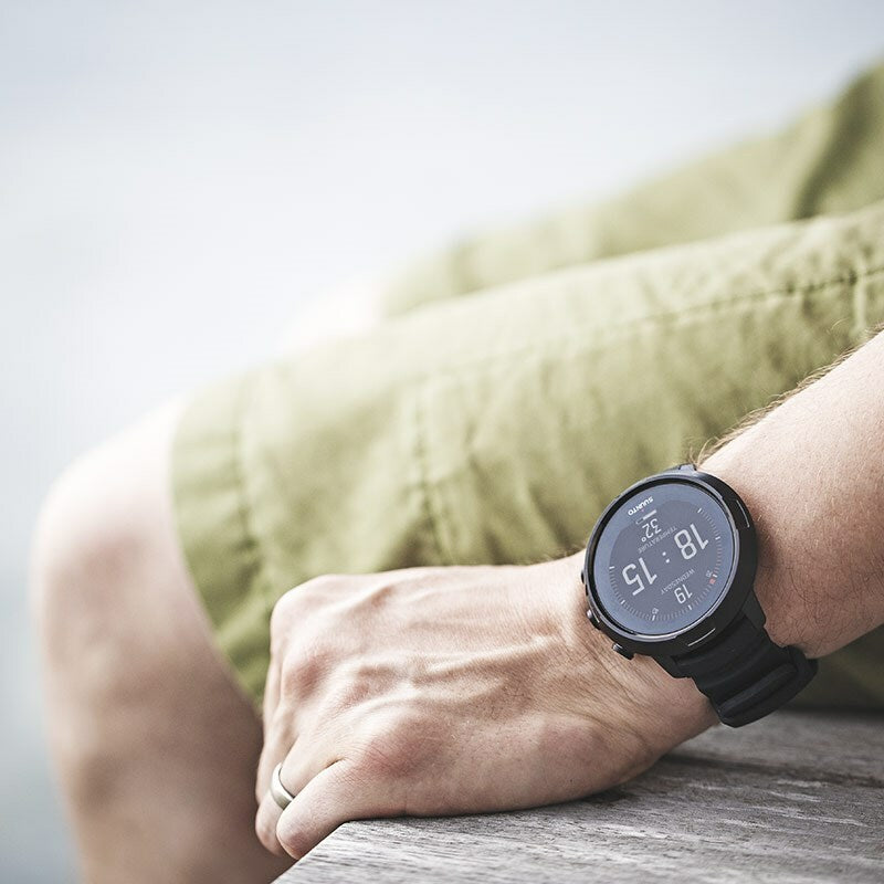 Suunto D5 All Black from Sunderland Scuba Centre